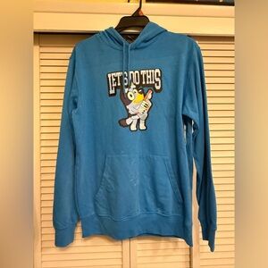 BLUEY Let’s Do This Men’s Sz M Sweatshirt Hoodie Sweater Cartoon Graphic NEW